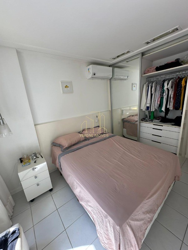 Apartamento à venda com 1 quarto, 45m² - Foto 8