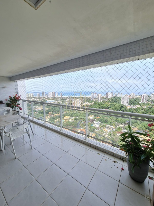 Apartamento para alugar com 3 quartos, 172m² - Foto 3