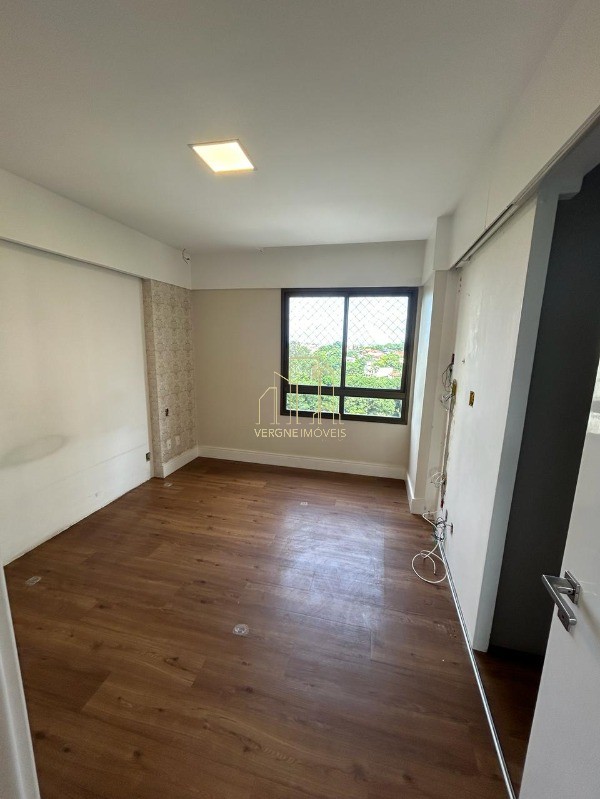 Apartamento à venda com 4 quartos, 171m² - Foto 10