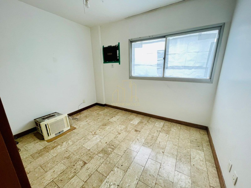 Apartamento à venda com 4 quartos, 200m² - Foto 12