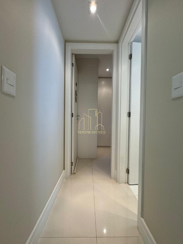 Apartamento à venda com 2 quartos, 92m² - Foto 14