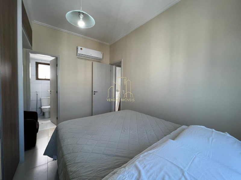 Apartamento à venda com 2 quartos, 79m² - Foto 15