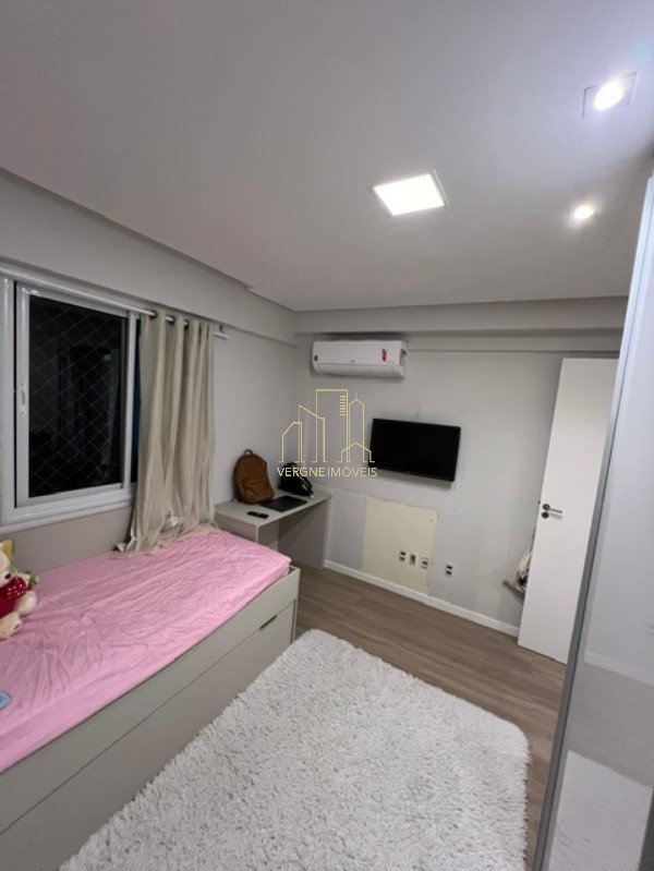 Apartamento à venda com 2 quartos, 63m² - Foto 11