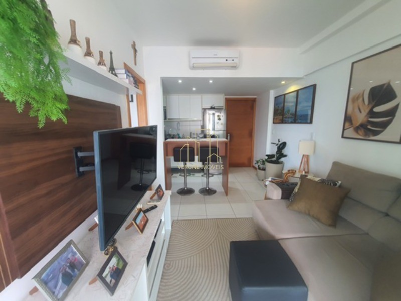 Apartamento à venda com 1 quarto, 50m² - Foto 3