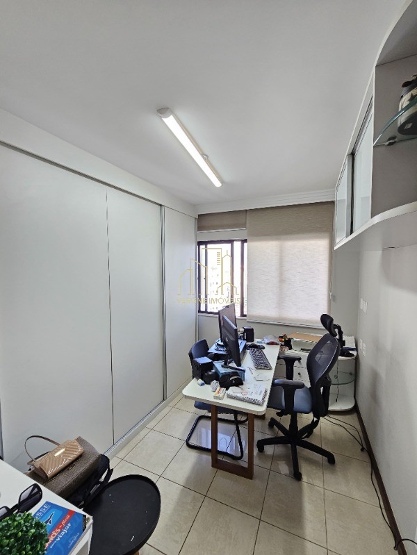 Apartamento à venda com 4 quartos, 205m² - Foto 17