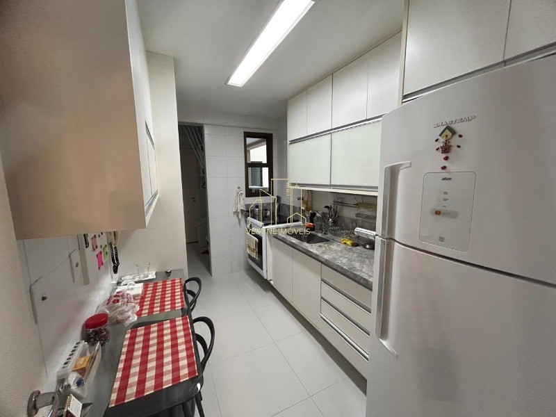 Apartamento à venda com 3 quartos, 130m² - Foto 21