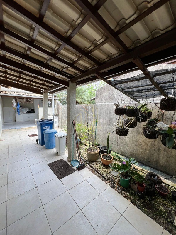 Casa de Condomínio à venda com 4 quartos, 400m² - Foto 16