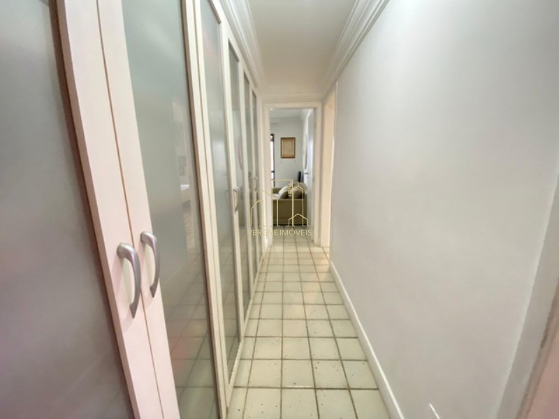 Apartamento à venda com 4 quartos, 197m² - Foto 18