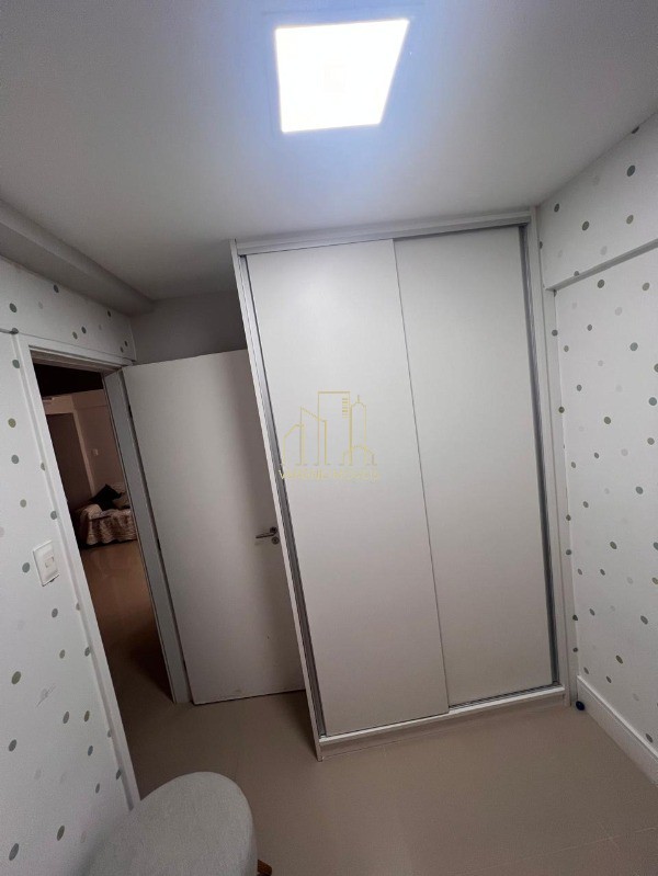 Apartamento à venda com 3 quartos, 81m² - Foto 10