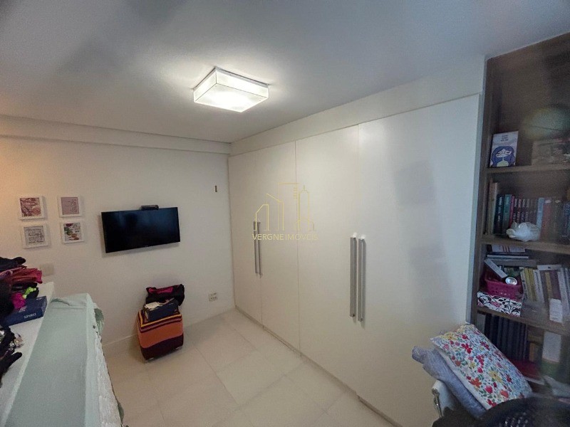 Apartamento à venda com 3 quartos, 130m² - Foto 17