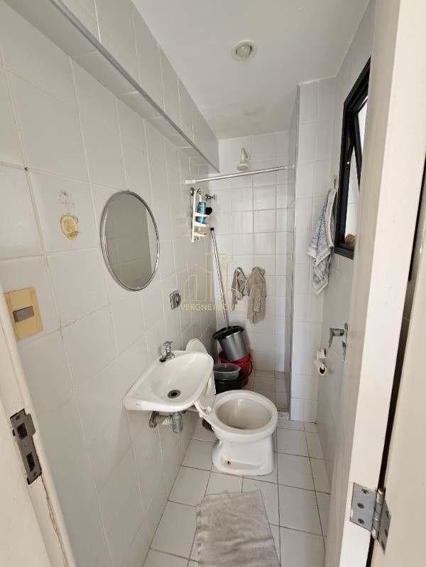 Apartamento à venda com 3 quartos, 205m² - Foto 32