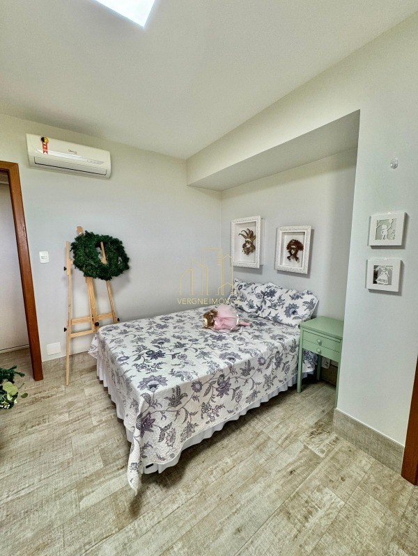 Apartamento à venda com 4 quartos, 225m² - Foto 13