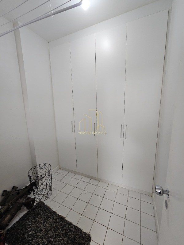 Apartamento à venda com 3 quartos, 204m² - Foto 40