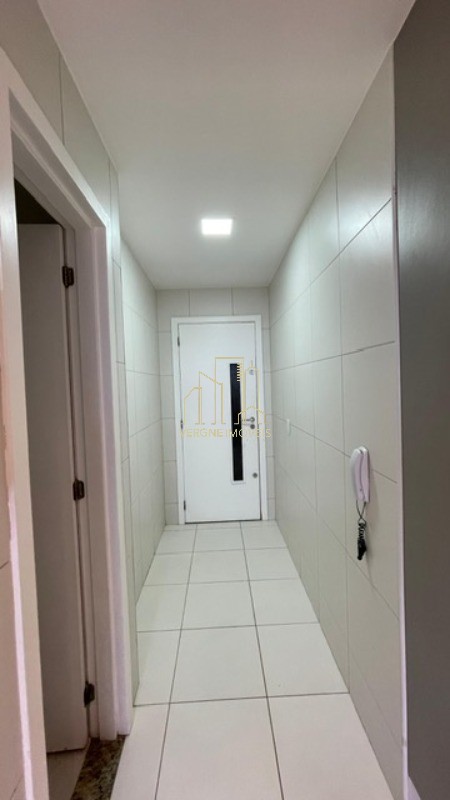 Apartamento à venda com 3 quartos, 142m² - Foto 19