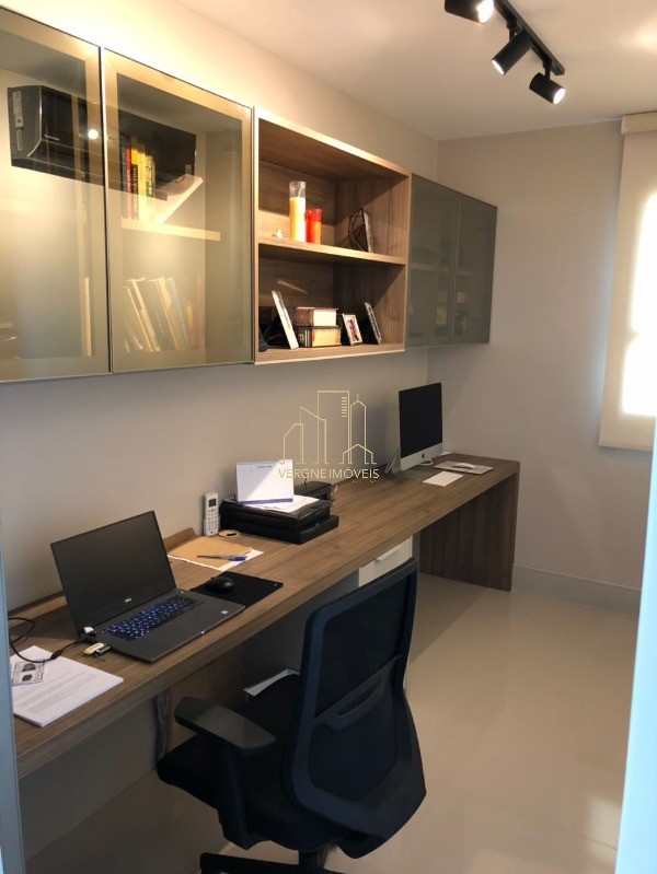 Apartamento à venda com 3 quartos, 113m² - Foto 17