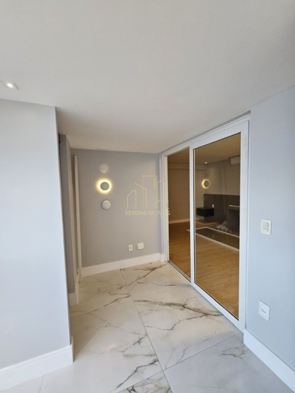 Apartamento à venda com 3 quartos, 130m² - Foto 12