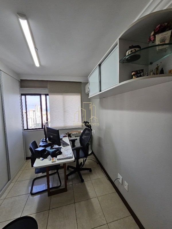 Apartamento à venda com 4 quartos, 205m² - Foto 18