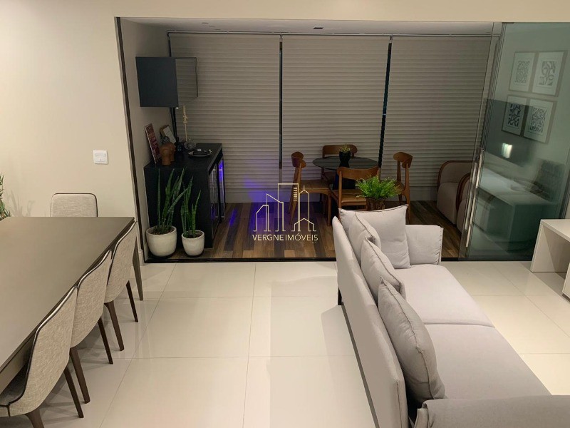 Apartamento à venda com 3 quartos, 113m² - Foto 9