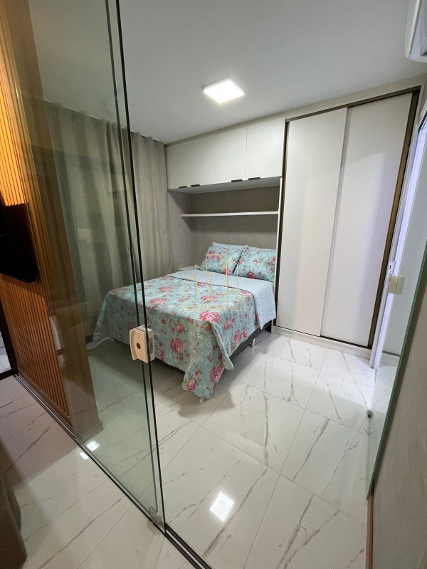 Apartamento à venda com 1 quarto, 33m² - Foto 8