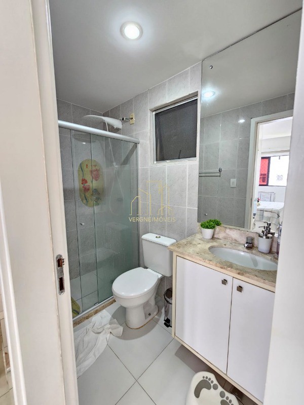 Apartamento à venda com 2 quartos, 65m² - Foto 12