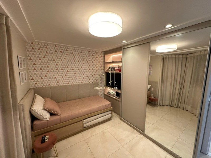 Apartamento à venda com 3 quartos, 142m² - Foto 17