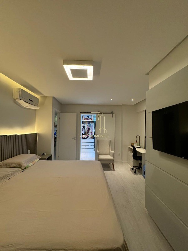 Apartamento à venda com 3 quartos, 156m² - Foto 7