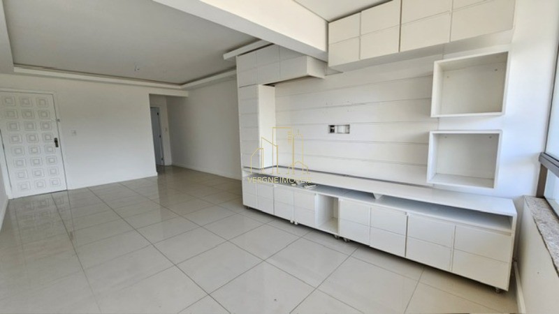 Apartamento à venda com 4 quartos, 152m² - Foto 3