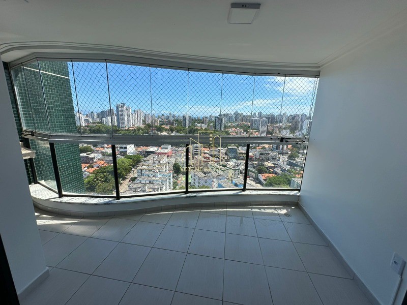 Apartamento à venda com 3 quartos, 100m² - Foto 3