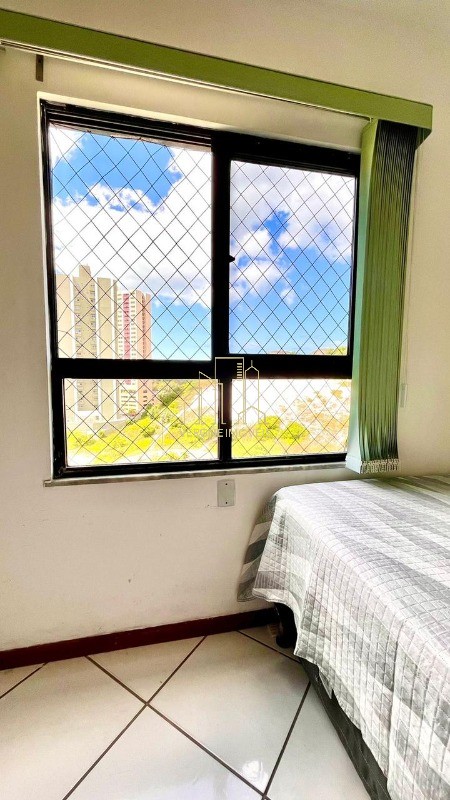 Apartamento à venda com 3 quartos, 70m² - Foto 11