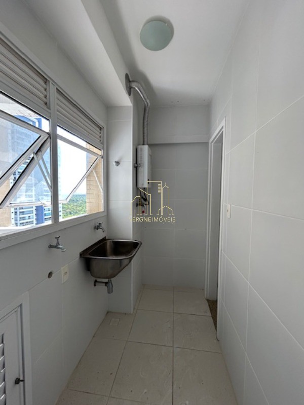 Apartamento à venda com 3 quartos, 110m² - Foto 17