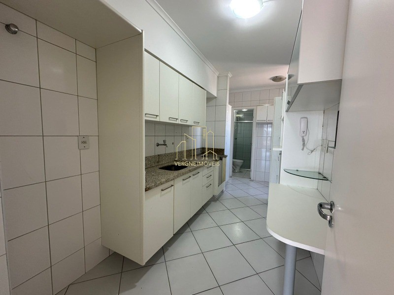 Apartamento à venda com 3 quartos, 100m² - Foto 18