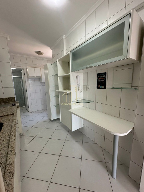 Apartamento à venda com 3 quartos, 100m² - Foto 20