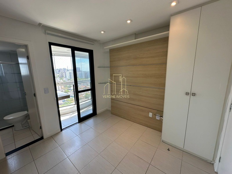 Apartamento à venda com 3 quartos, 100m² - Foto 9