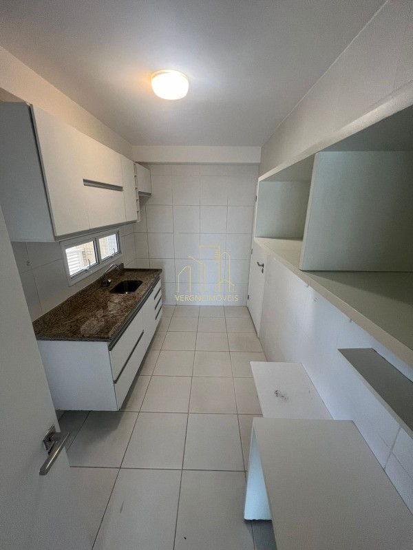 Apartamento à venda com 3 quartos, 110m² - Foto 18