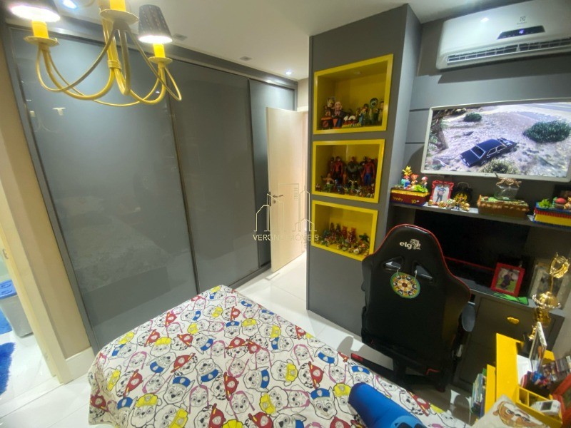 Apartamento à venda com 3 quartos, 200m² - Foto 16