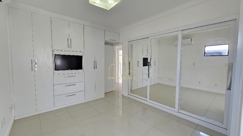 Apartamento à venda com 4 quartos, 152m² - Foto 5