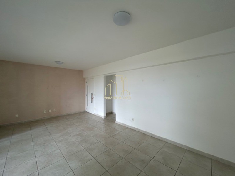 Apartamento à venda com 3 quartos, 110m² - Foto 6