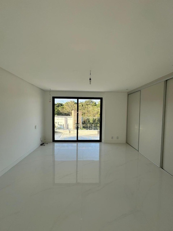 Casa de Condomínio à venda com 4 quartos, 400m² - Foto 11