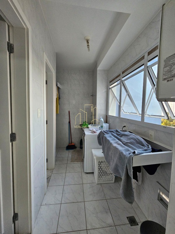 Apartamento à venda com 3 quartos, 130m² - Foto 18