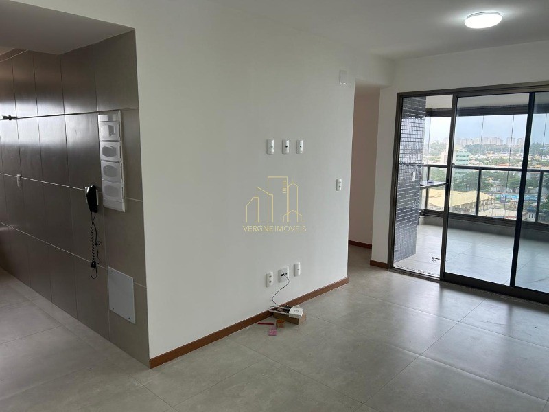 Apartamento à venda com 2 quartos, 76m² - Foto 5