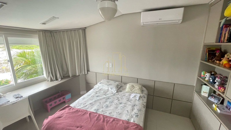 Casa de Condomínio à venda com 3 quartos, 250m² - Foto 18