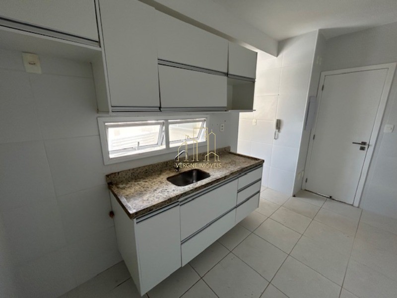 Apartamento à venda com 3 quartos, 110m² - Foto 16