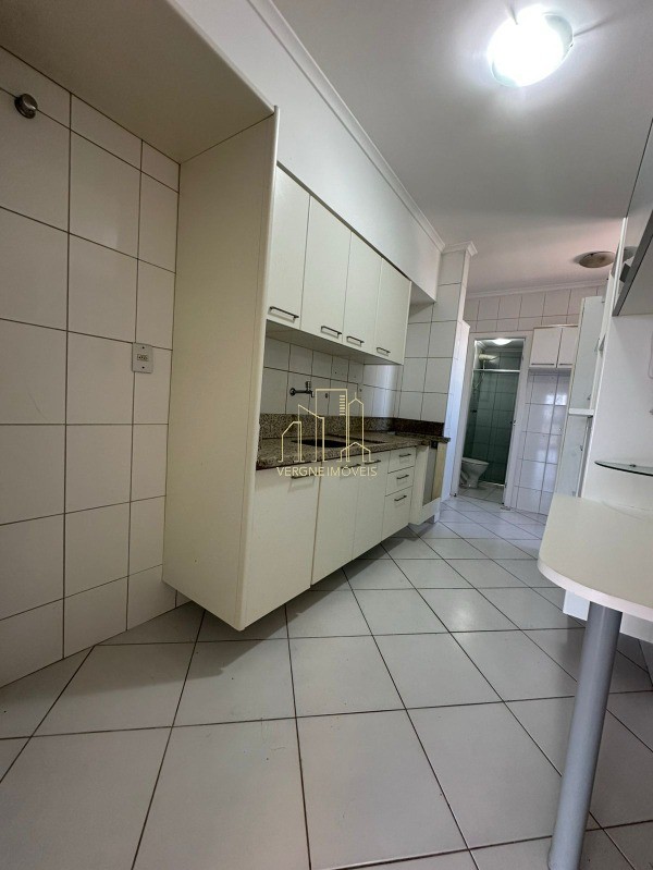 Apartamento à venda com 3 quartos, 100m² - Foto 21