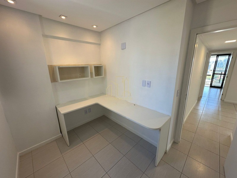 Apartamento à venda com 3 quartos, 100m² - Foto 14