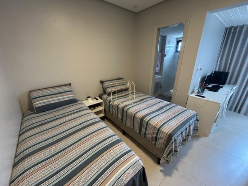 Apartamento à venda com 3 quartos, 135m² - Foto 11