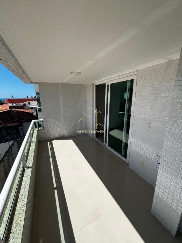 Apartamento à venda com 3 quartos, 105m² - Foto 3