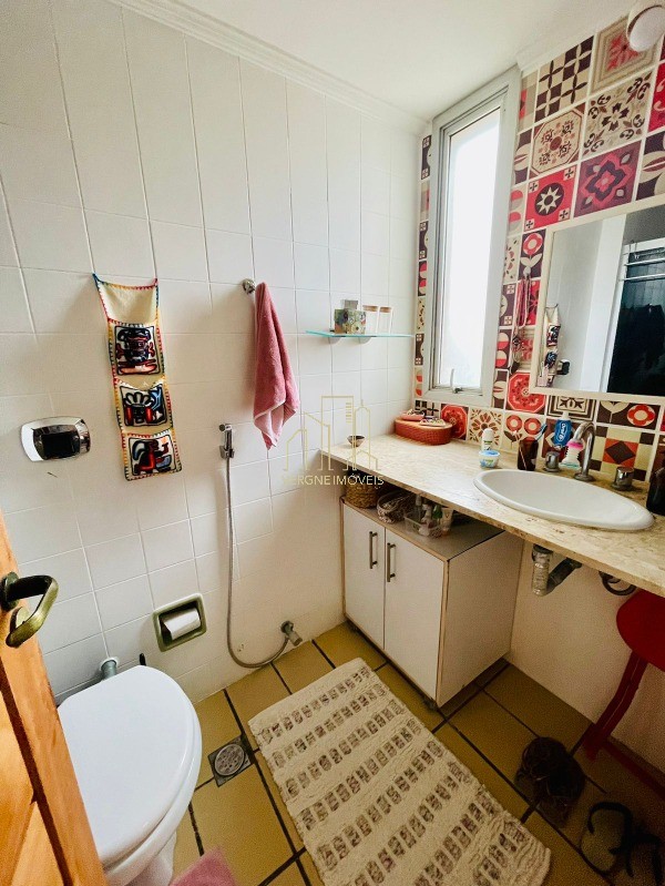 Apartamento à venda com 4 quartos, 200m² - Foto 16