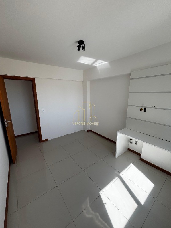 Apartamento à venda com 3 quartos, 105m² - Foto 10