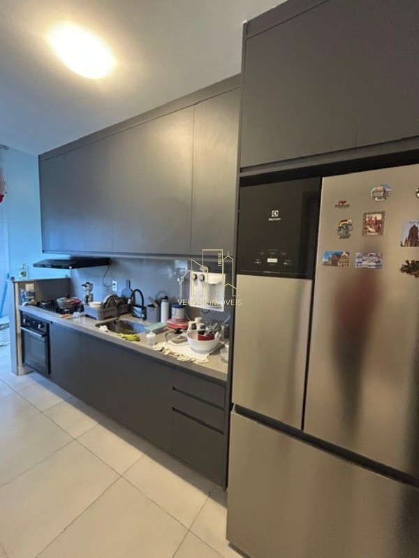 Apartamento à venda com 3 quartos, 135m² - Foto 19