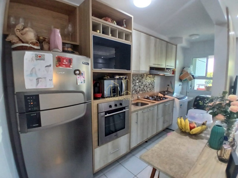 Apartamento à venda com 2 quartos, 67m² - Foto 13